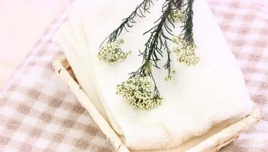 バスローブを子育てママに贈るならUCHINO Online Shopで購入を 吸水性に優れた着心地のいいバスローブは出産祝いにもおすすめ