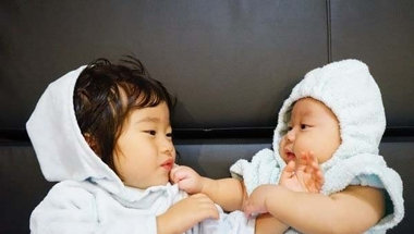 バスローブは子育てママへのプレゼントに人気！バスローブを選ぶ際のポイント 便利なバスローブをお探しなら