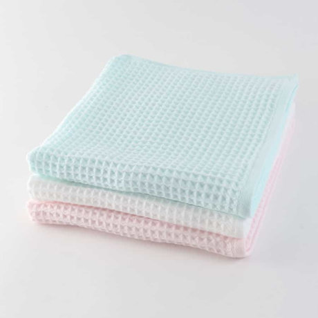 エアーワッフル バスタオル|老舗高級百貨店『ル・ボン・マルシェ』に展示されたUCHINOの特許素材