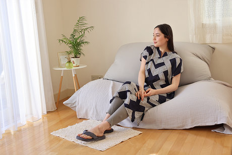 イメージ画像1:リビングでソファのカバーにも