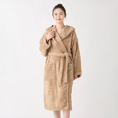 ライトベージュ